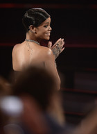Rihanna : rihanna-1385402640.jpg