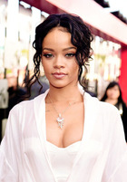 Rihanna : rihanna-1397747566.jpg