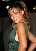 Rihanna : rihanna_1266094691.jpg