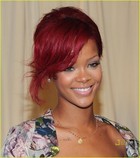 Rihanna : rihanna_1288296847.jpg