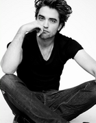 Robert Pattinson : robert-pattinson-1314397124.jpg