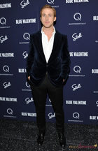 Ryan Gosling : ryan-gosling-1370209053.jpg