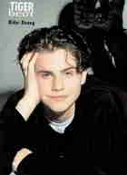 Rider Strong : strong067.jpg