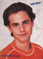 Rider Strong : strong142.jpg