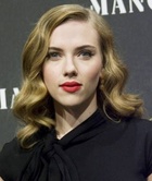 Scarlett Johansson : scarlett-johansson-1413589614.jpg