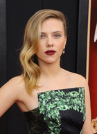 Scarlett Johansson : scarlett-johansson-1413589675.jpg