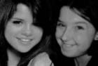 Selena Gomez : TI4U_u1227629941.jpg