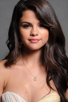 Selena Gomez : selena-gomez-1317481947.jpg