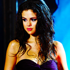Selena Gomez : selena-gomez-1323360038.jpg