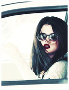 Selena Gomez : selena-gomez-1357099021.jpg