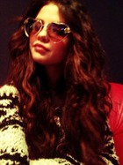 Selena Gomez : selena-gomez-1359389647.jpg