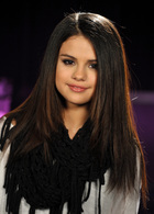 Selena Gomez : selena-gomez-1367824565.jpg