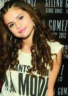 Selena Gomez : selena-gomez-1377035833.jpg