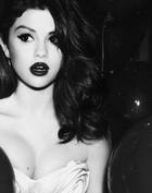 Selena Gomez : selena-gomez-1377112307.jpg