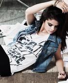 Selena Gomez : selena-gomez-1378395408.jpg