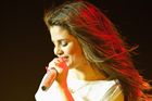 Selena Gomez : selena-gomez-1382374073.jpg