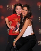 Selena Gomez : selena-gomez-1383718853.jpg