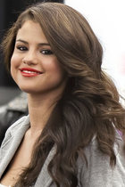 Selena Gomez : selena-gomez-1392478619.jpg