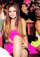 Selena Gomez : selena-gomez-1396793168.jpg