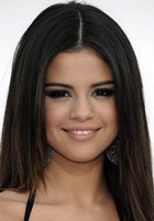 Selena Gomez : selena-gomez-1401899557.jpg