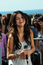 Selena Gomez : selena-gomez-1409502362.jpg