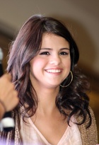 Selena Gomez : selena-gomez-1430763723.jpg
