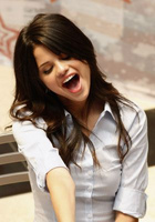 Selena Gomez : selena_gomez_1223487759.jpg