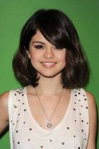Selena Gomez : selena_gomez_1254905381.jpg
