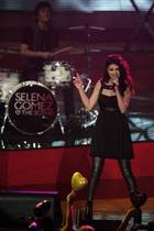 Selena Gomez : selena_gomez_1260646402.jpg