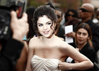 Selena Gomez : selena_gomez_1272564501.jpg