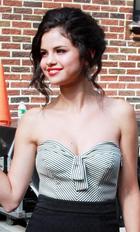 Selena Gomez : selena_gomez_1279736368.jpg