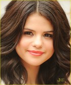 Selena Gomez : selena_gomez_1279736571.jpg