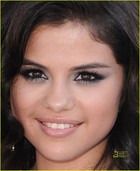 Selena Gomez : selena_gomez_1281320839.jpg