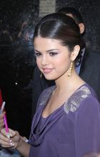 Selena Gomez : selena_gomez_1285363775.jpg
