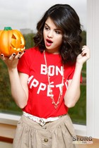 Selena Gomez : selena_gomez_1286386755.jpg