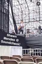 Shawn Mendes : shawn-mendes-1435522321.jpg