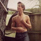 Taylor Caniff : taylor-caniff-1431281119.jpg