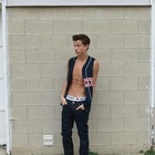 Taylor Caniff : taylor-caniff-1431281122.jpg