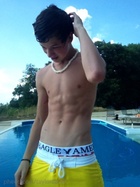 Taylor Caniff : taylor-caniff-1431281201.jpg