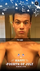 Taylor Caniff : taylor-caniff-1436093281.jpg