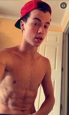 Taylor Caniff : taylor-caniff-1437062401.jpg