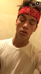 Taylor Caniff : taylor-caniff-1437091202.jpg