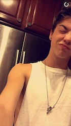Taylor Caniff : taylor-caniff-1444477801.jpg