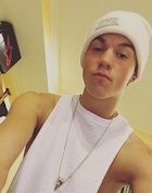 Taylor Caniff : taylor-caniff-1444747201.jpg