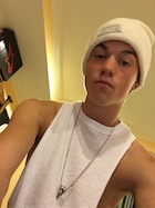 Taylor Caniff : taylor-caniff-1445260321.jpg