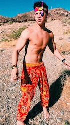 Taylor Caniff : taylor-caniff-1493191442.jpg