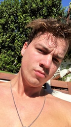 Taylor Caniff : taylor-caniff-1537265402.jpg