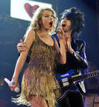 Taylor Swift : taylor-swift-1313281027.jpg