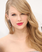 Taylor Swift : taylor-swift-1318270397.jpg