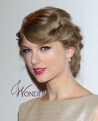 Taylor Swift : taylor-swift-1319054789.jpg